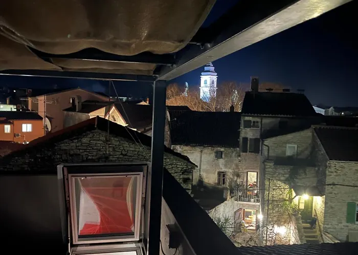 Moderno 3 Casa Vecchia